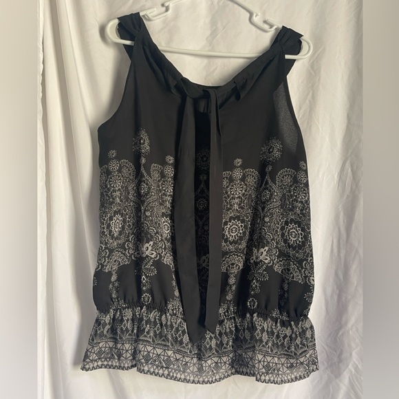 Apt 9 embellished top. So cute! NWOT - Picture 2 of 4